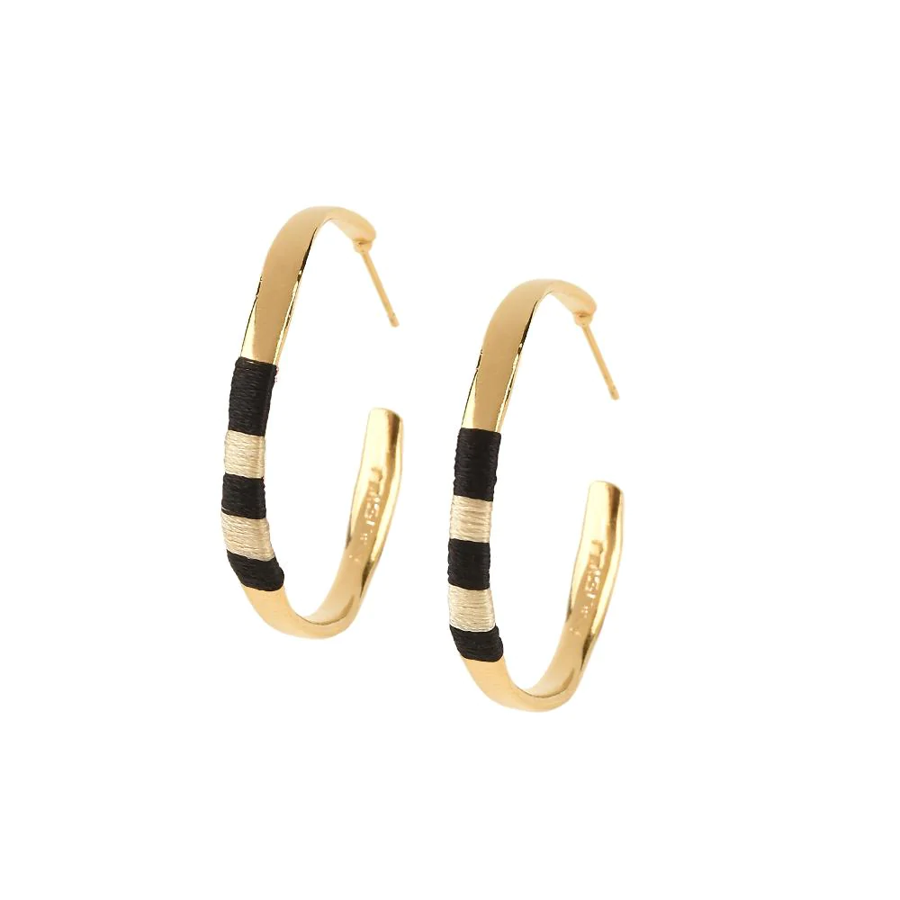 Model Front: Mishky Earrings Afrikita Hoop E-Gp-L-10611