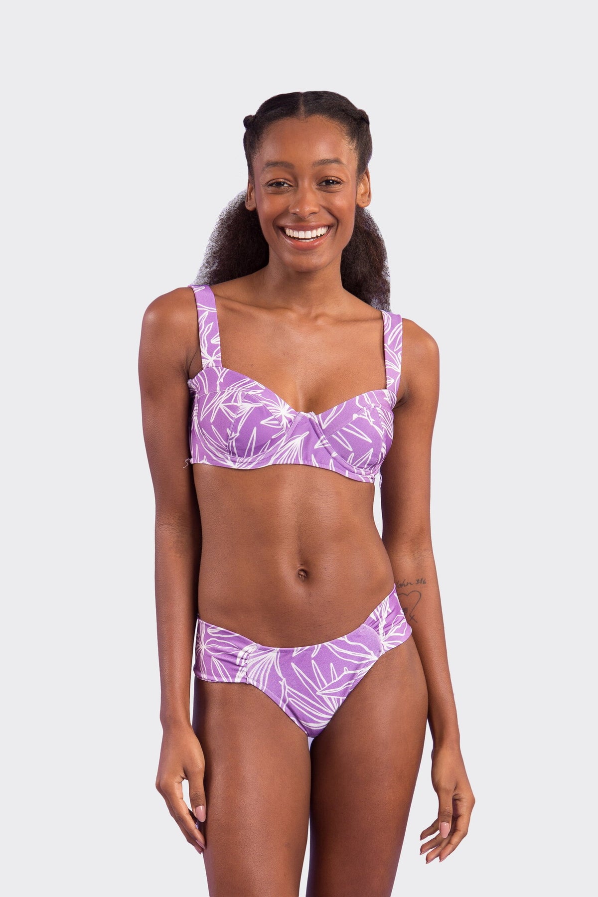 Model Front: Rio De Sol Bikini Tops Top Trail-Purple Amelia