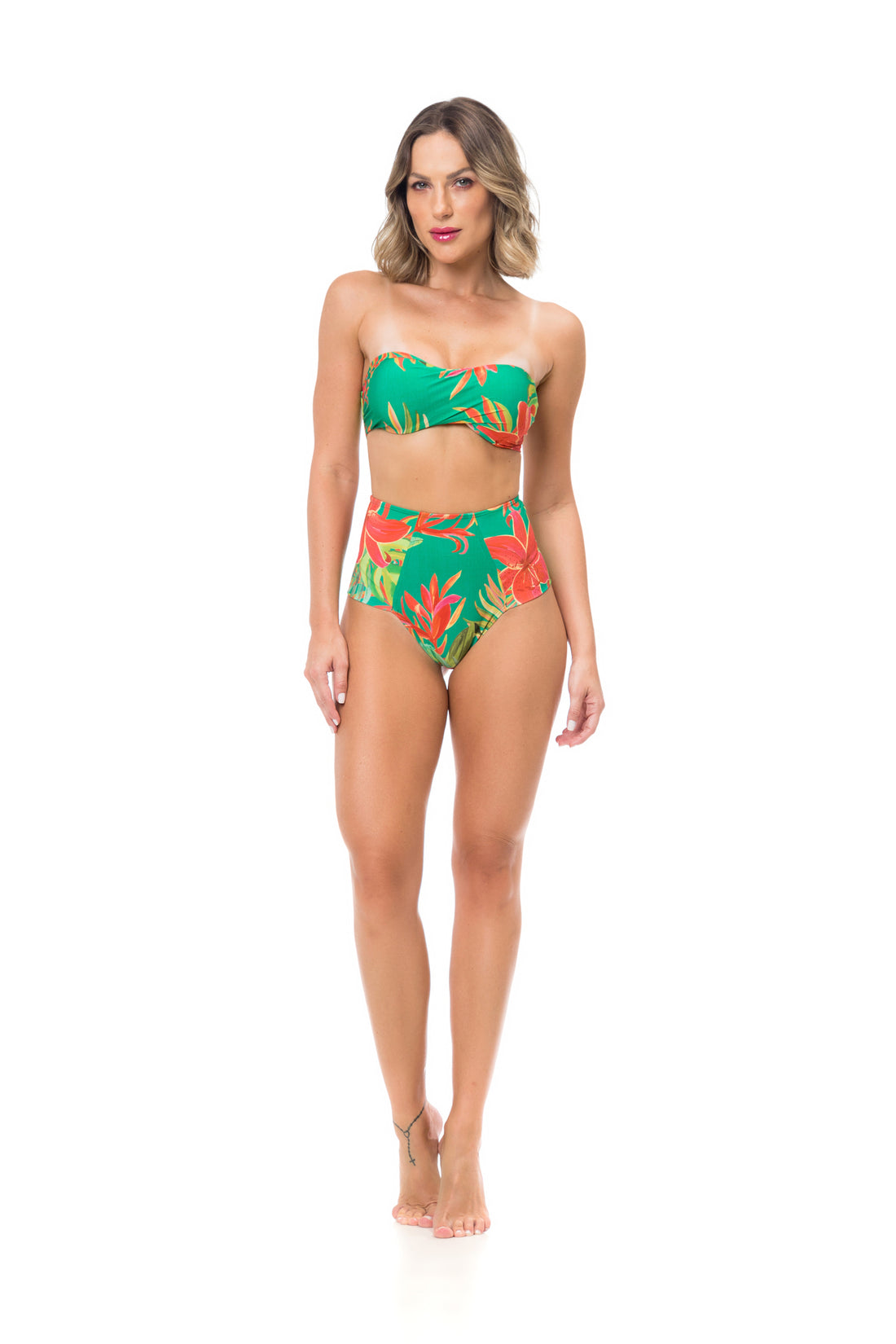Model Front: La Playa Bikini Bottoms Bottom Tqc Hot Lirio