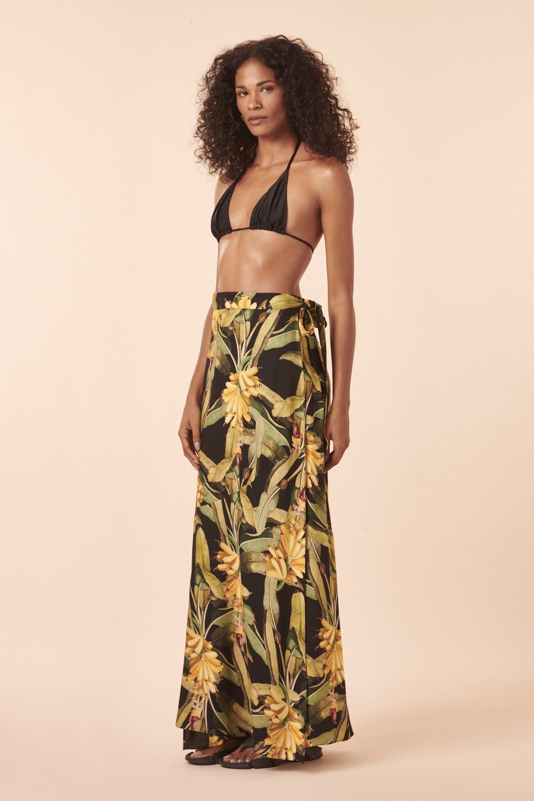 Model Front: Blueman Skirts Musa Mambo