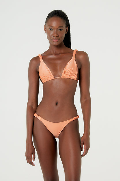 Model Front: Blueman Two Piece Swimwear Malibu Laranja