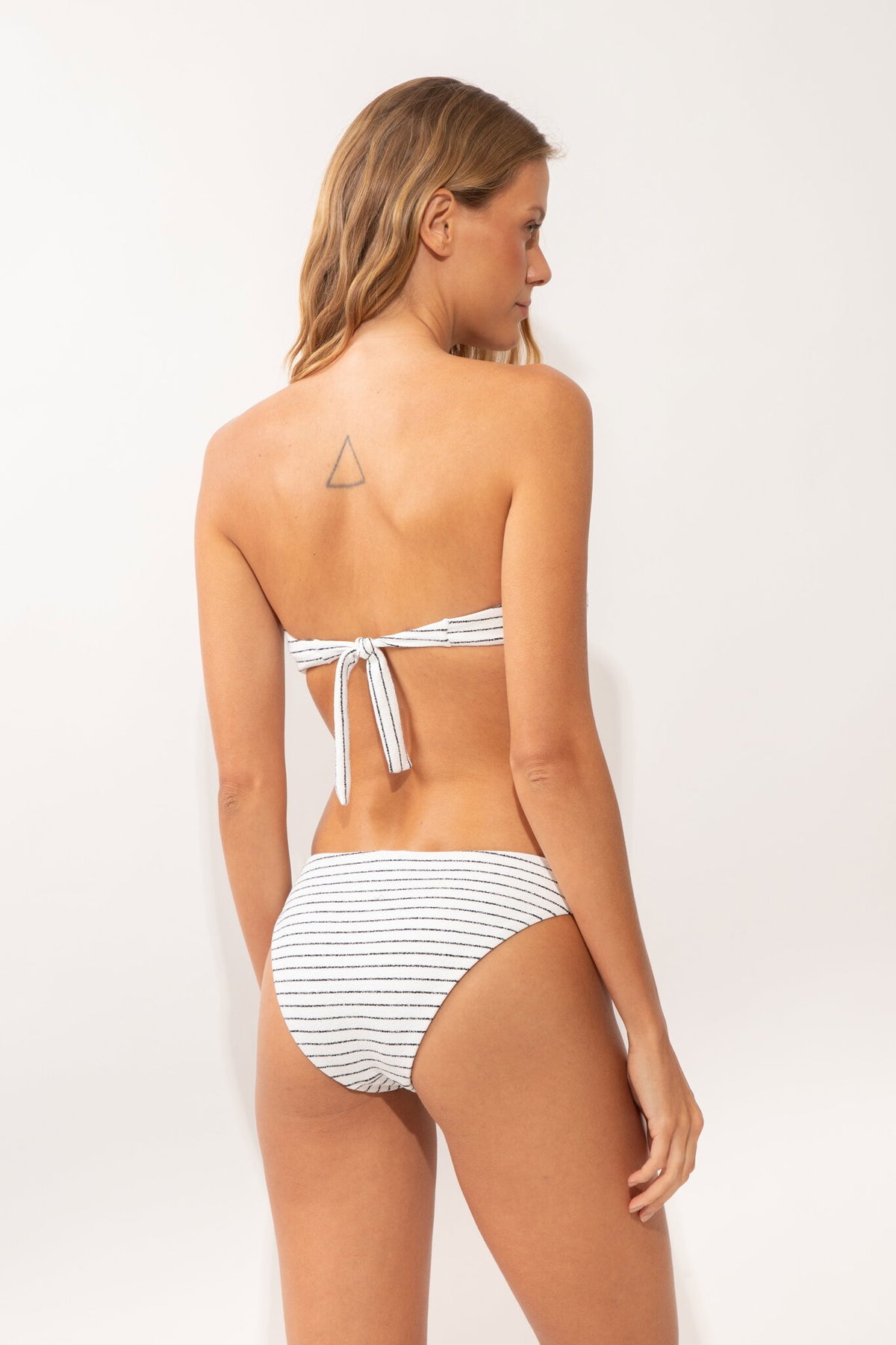 Model Back: Rio De Sol Bikini Tops Top Linea-White Dora