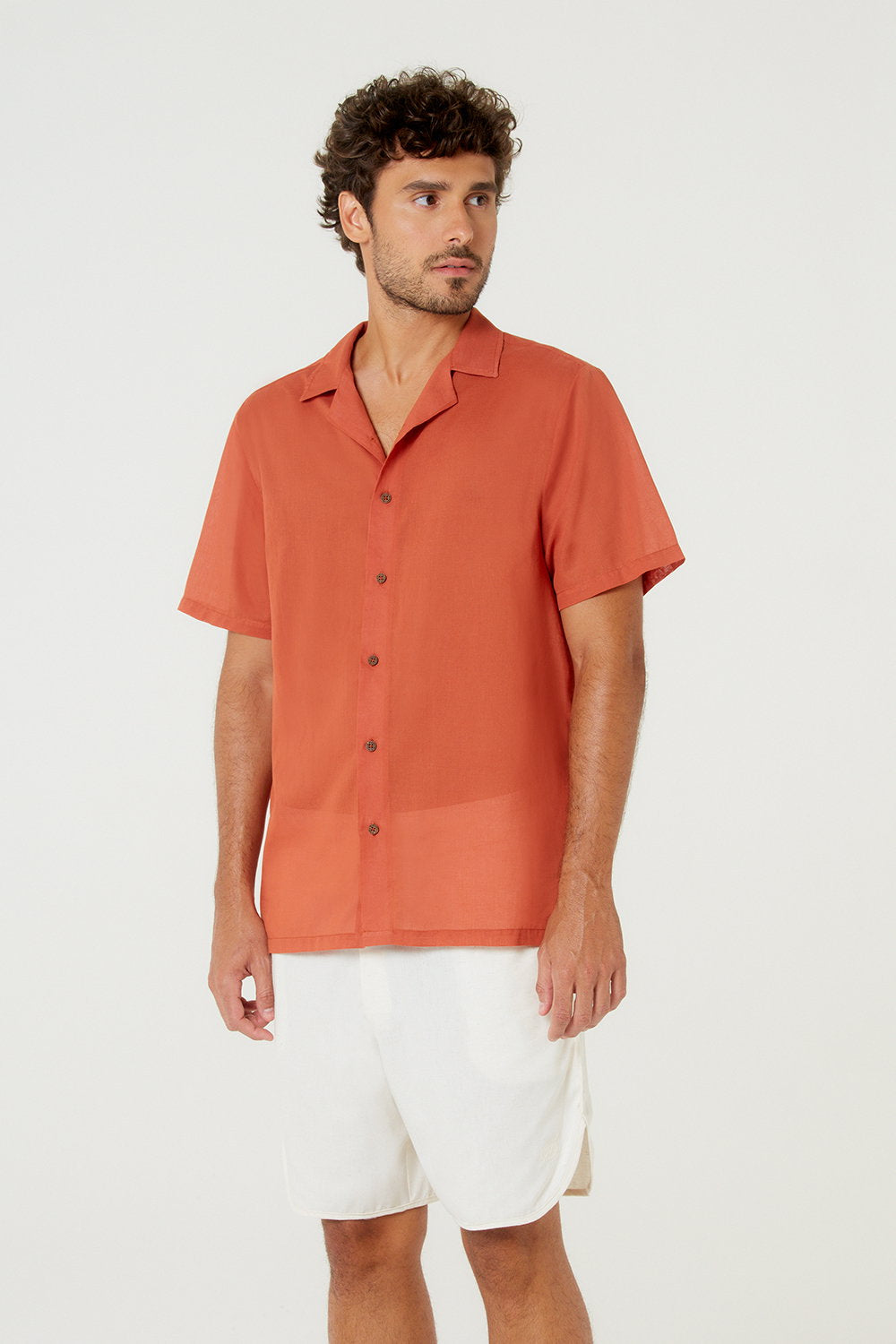 Model Front: Blueman T-Shirt Camisa Free Soft Marrom