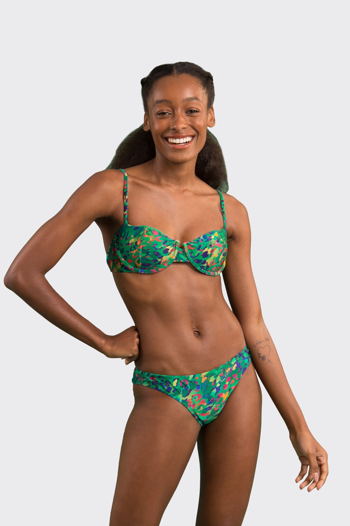 Model Front: Rio De Sol Two Piece Swimwear Set Wilds Balconet Nice