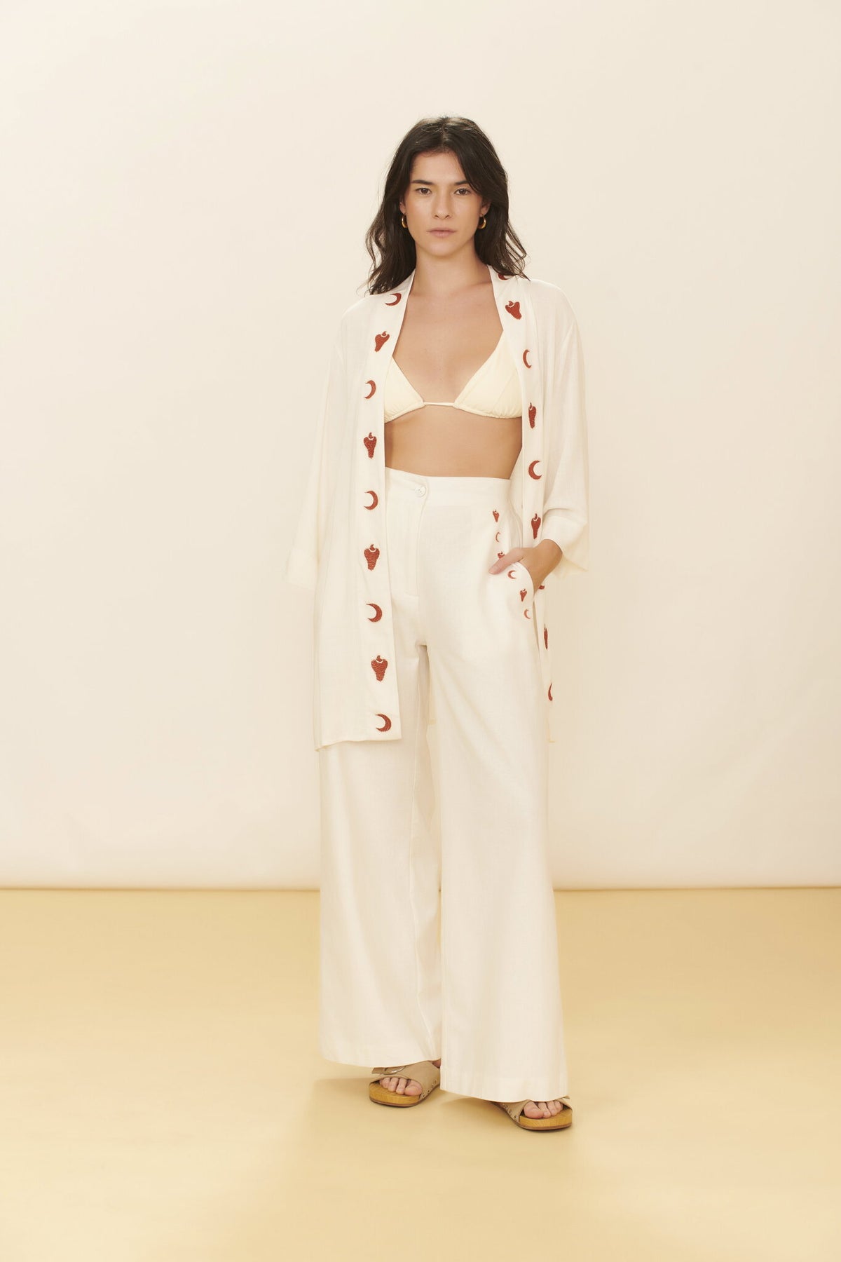 Model Front: Blueman Kaftans And Kimonos Kimono Jade Offwhite