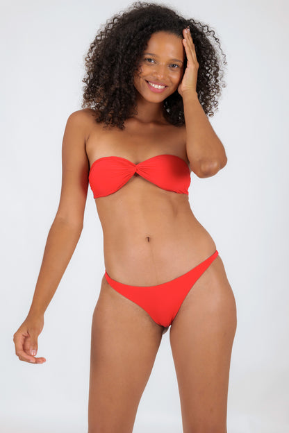 Model Front: Rio De Sol Bikini Tops Top Rouge Twist