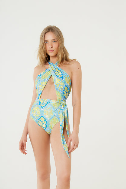 Model Front: Blueman One Piece Swimsuits Maio Onda Polen