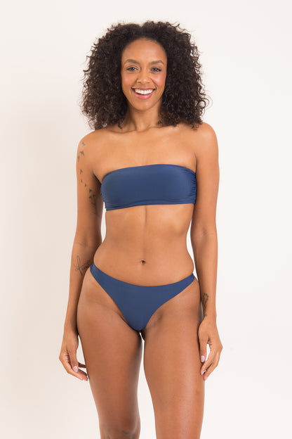 Model Front: Rio De Sol Bikini Tops Top Navy Bandeau-Reto