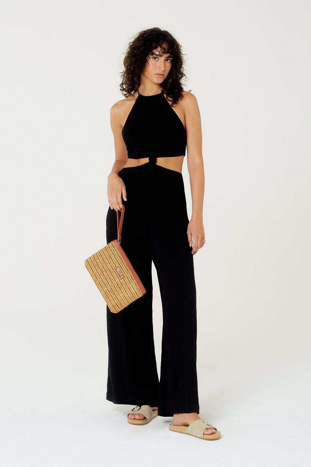 Model Front: Blueman Jumpsuits Macacao No Liso Preto Mistico