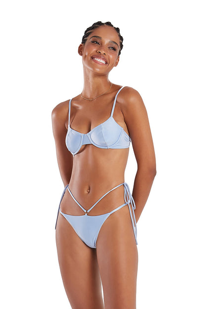 Model Front: Blueman Bikini Tops Top Pepe Liso Azul