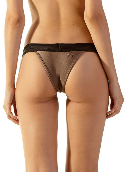 Model Back: Blueman Bikini Bottoms Bottom Matelasse Caramelo Preto