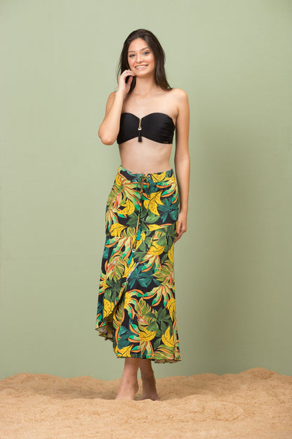 Model Front: La Playa Skirts Saia Babado Tropicool Preto