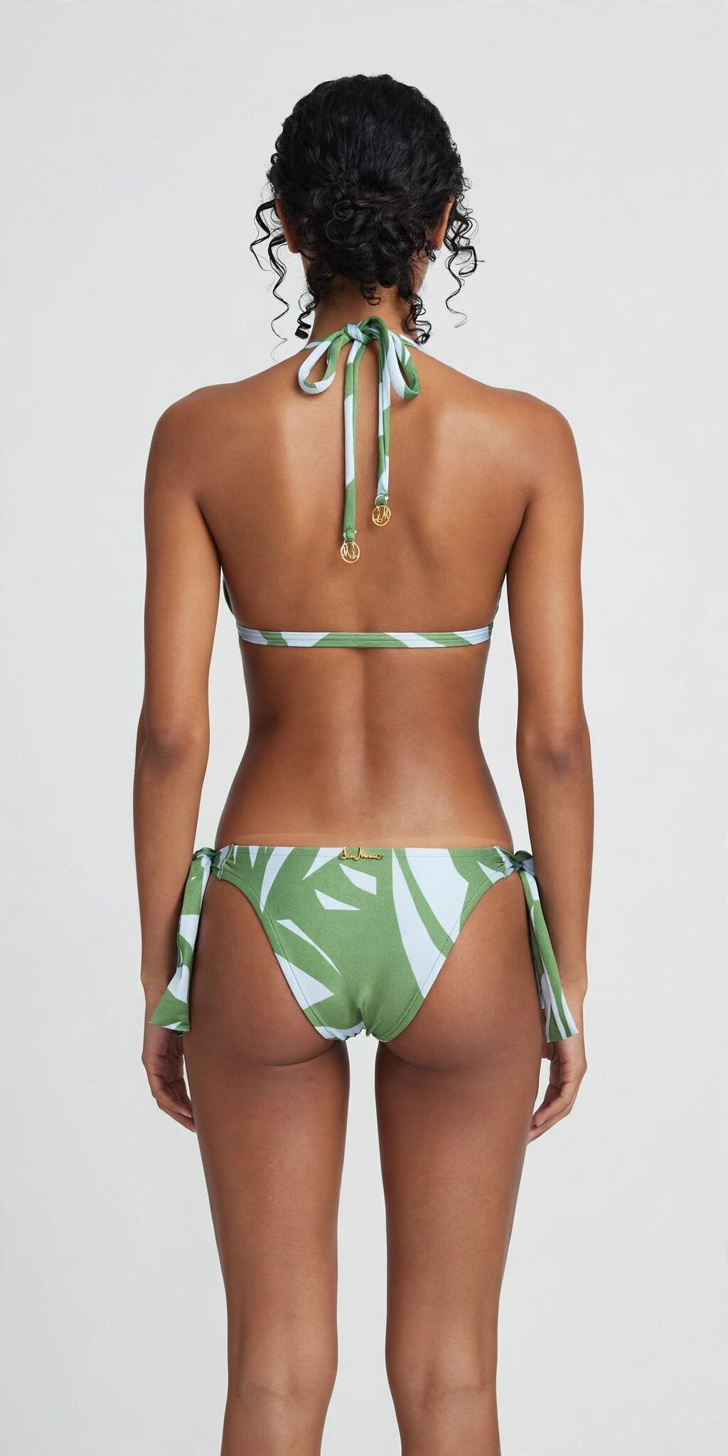 Model Back: Lua Morena Bikini Bottoms Bottom Brisa-Da-Floresta Laco