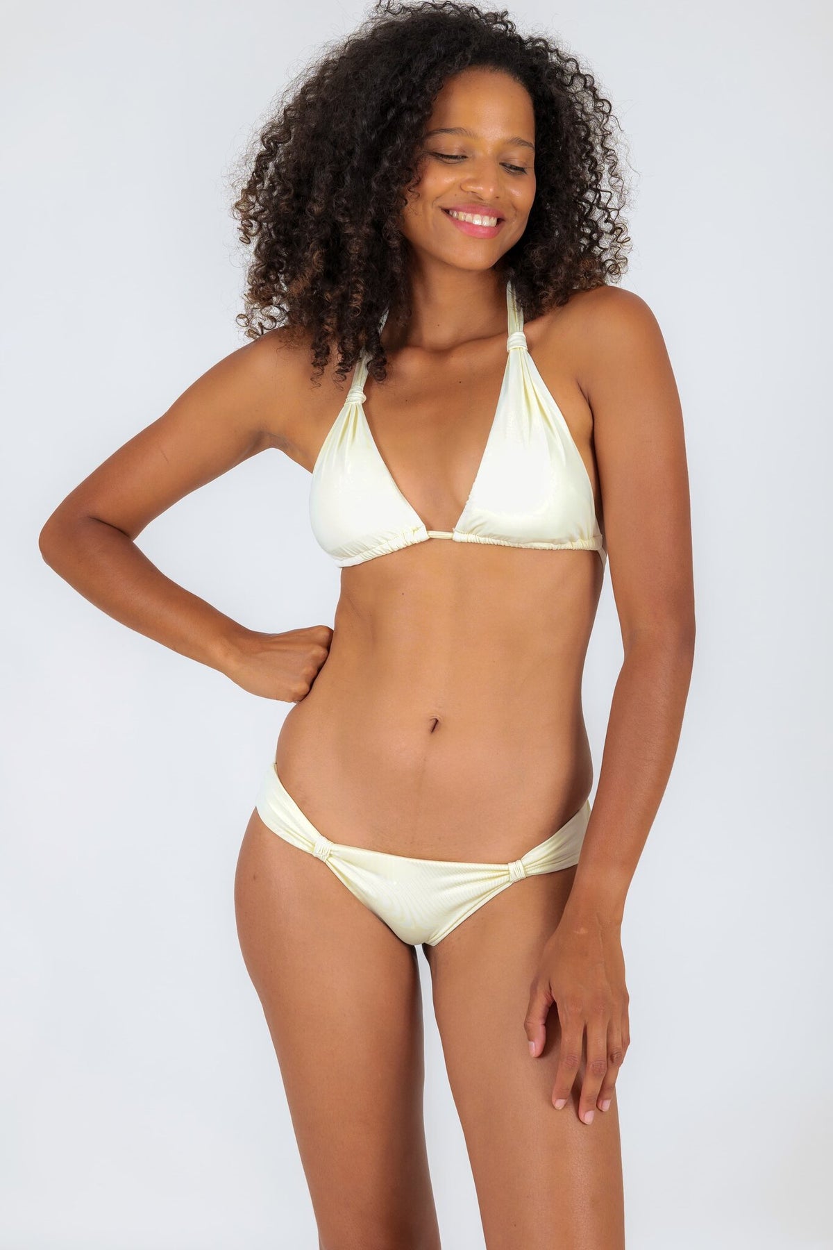 Model Front: Rio De Sol Bikini Bottoms Bottom Off-White Mel