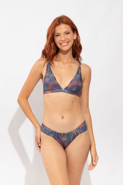 Model Front: Rio De Sol Bikini Tops Top Coqueiro Alba