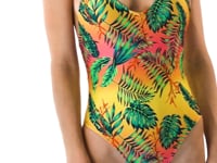 Video: Rio De Sol One Piece Swimsuits Sun-Sation Hype