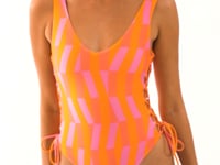 Video: Rio De Sol One Piece Swimsuits Sunrise Zoe