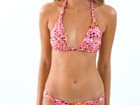 Video: Rio De Sol Bikini Tops Top Sweet-Camo Mel