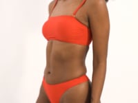 Video: Rio De Sol Two Piece Swimwear Set Rouge Bandeau-Reto Nice-Fio