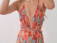 Video: Rio De Sol One-Piece Sea-Bloom New Vegas