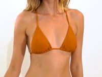 Video: Rio De Sol Two Piece Swimwear Set Ferrugo Tri-Aya Cheeky-Aya